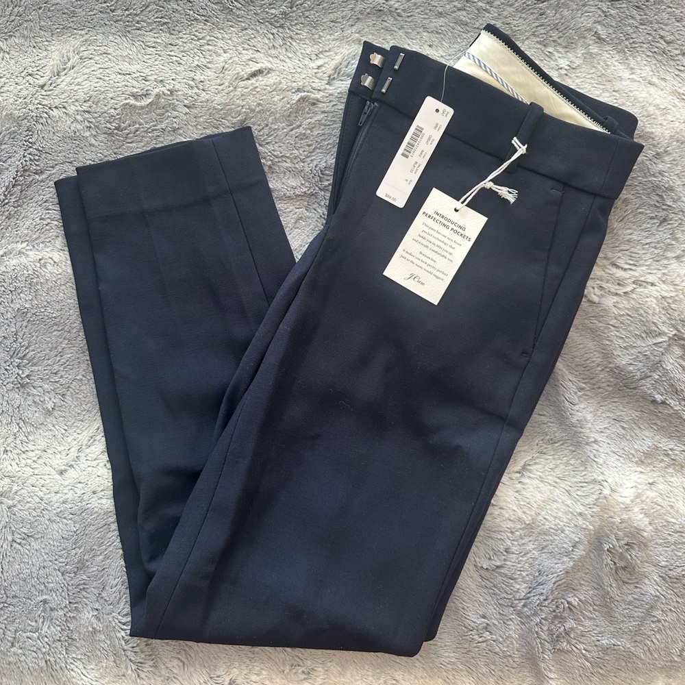 NWT J.Crew Cameron Slim Cropped Pant in Navy Four-season Stretch. Sz 6